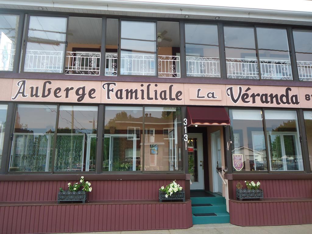 Auberge Familiale La Veranda Trois-Rivières エクステリア 写真