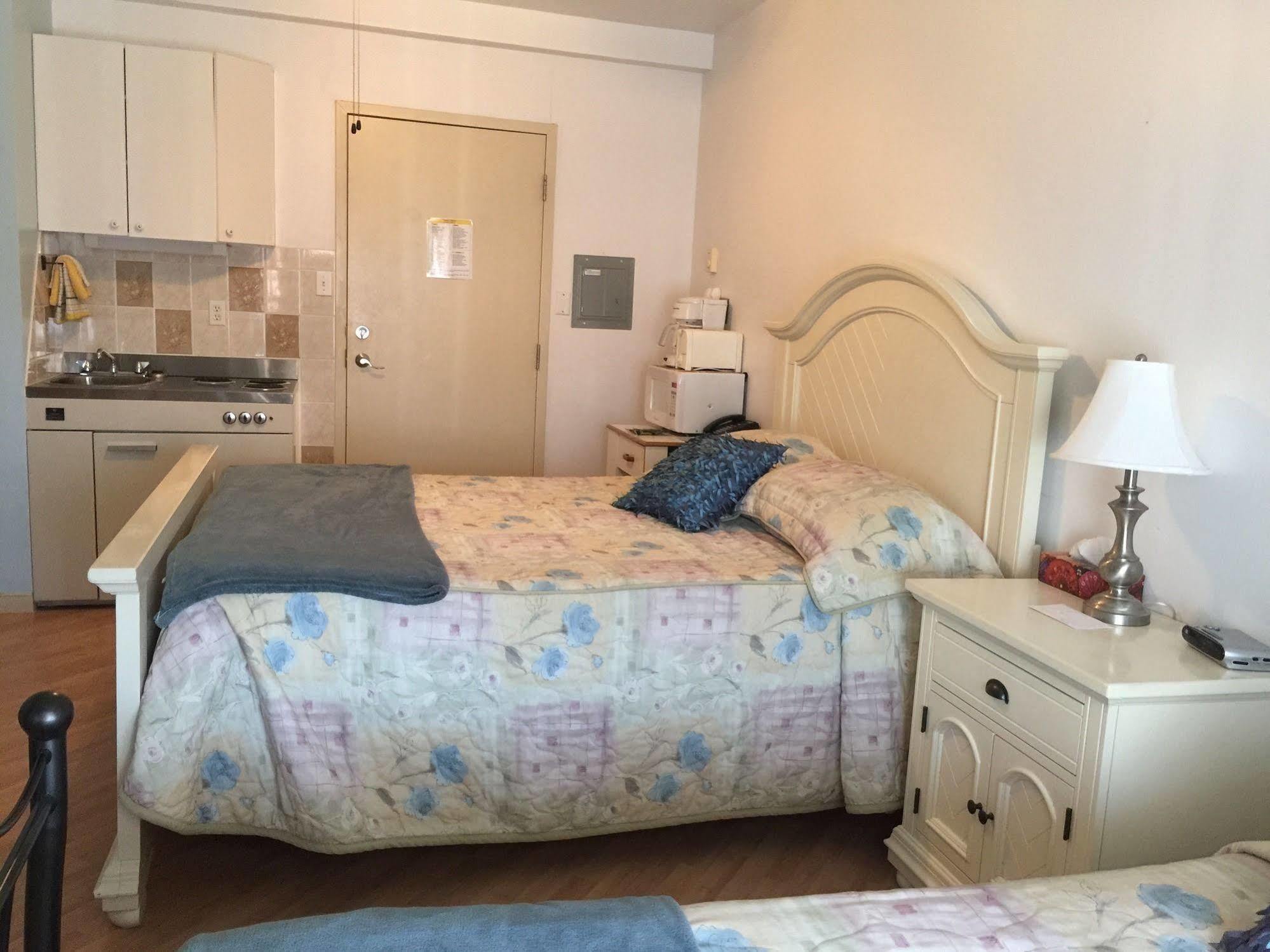 Auberge Familiale La Veranda Trois-Rivières エクステリア 写真
